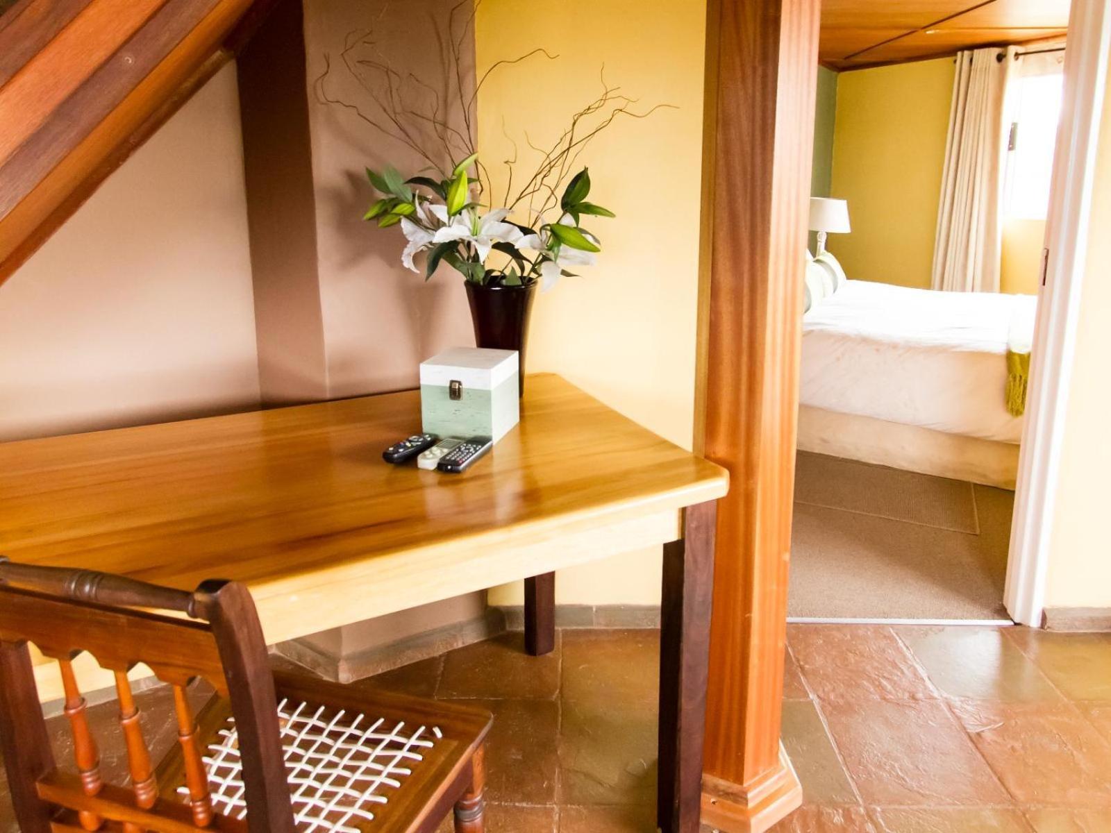 Victory Towers Hotel Bloemhof Стая снимка