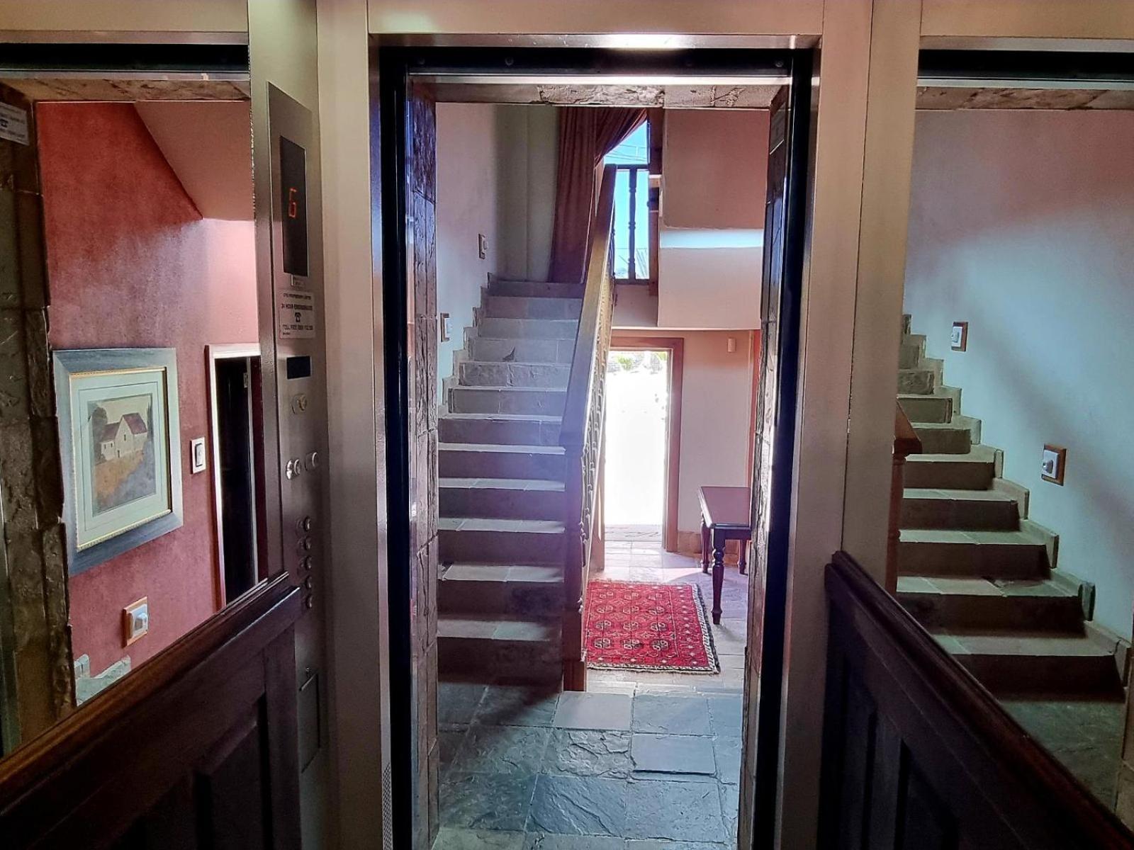 Victory Towers Hotel Bloemhof Екстериор снимка